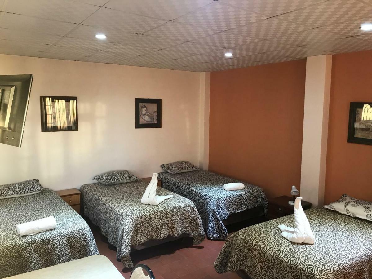 Cittadella Hostal Sucre Eksteriør bilde